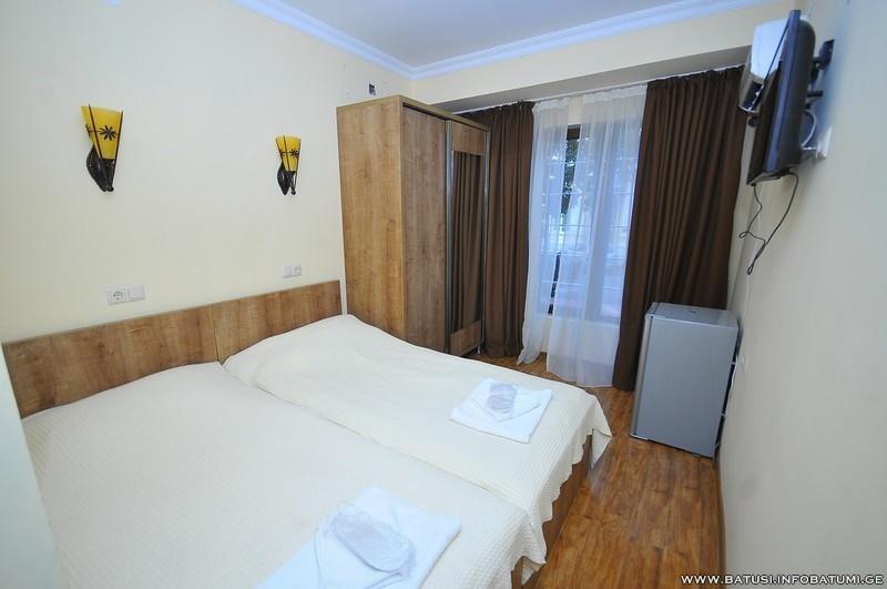 Batusihotel Batumi Exterior photo
